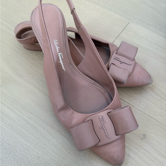 Salvatore Ferragamo Shoes - Salvatore Ferragamo Blush Slingback Flats